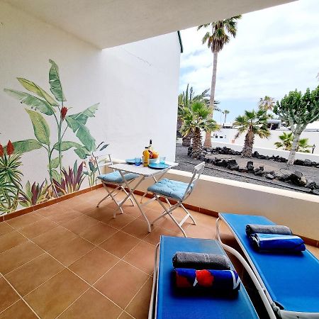 Apartamento Eduardo A Primera Linea Del Mar Costa Teguise Exteriér fotografie